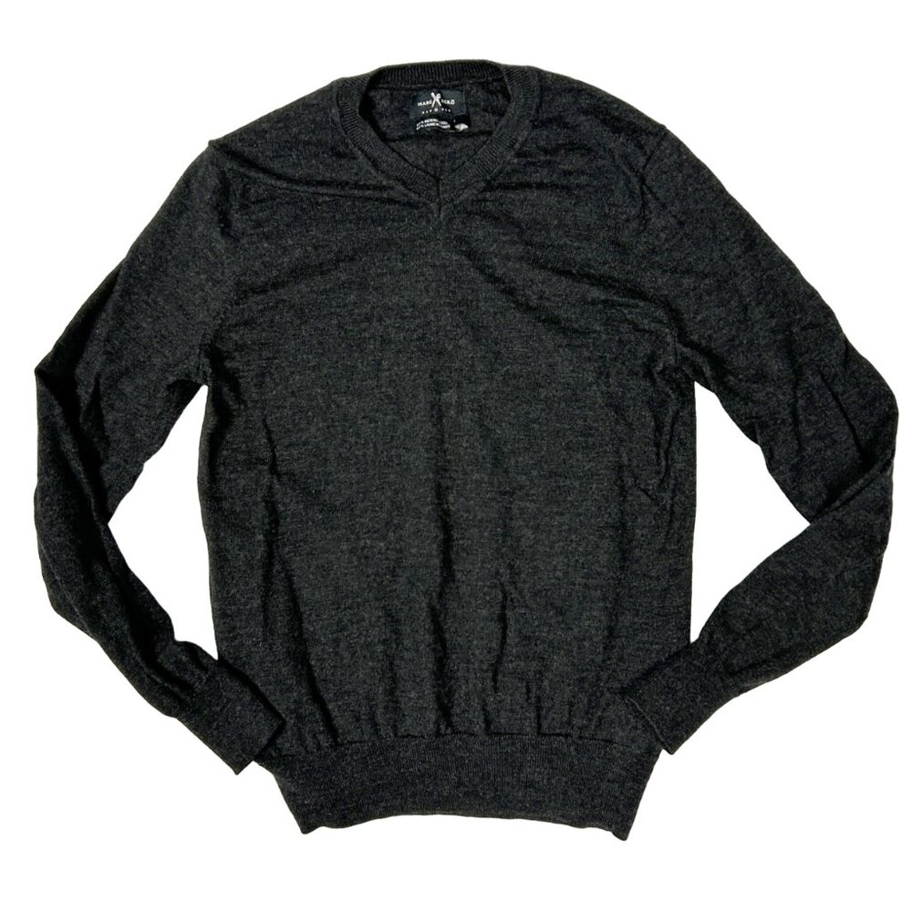 Marc Ecko Cut & Sew Sweater Men Medium 100% Merino Wool Grey V Neck Lightweight